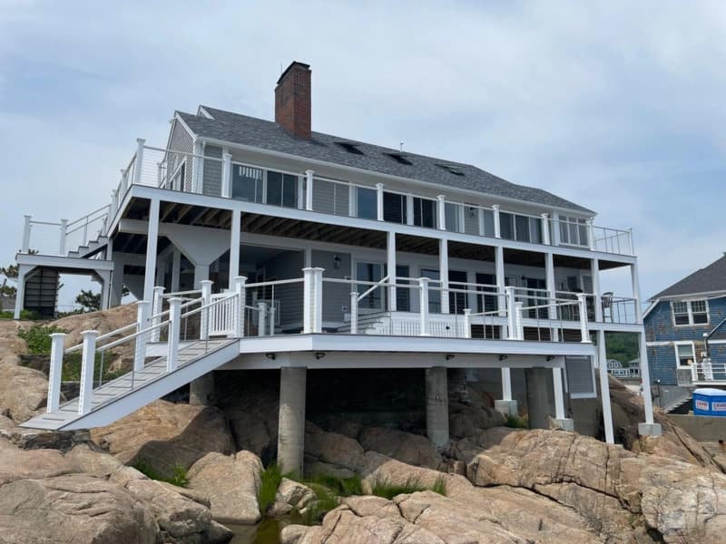 Custom Decks & Porches